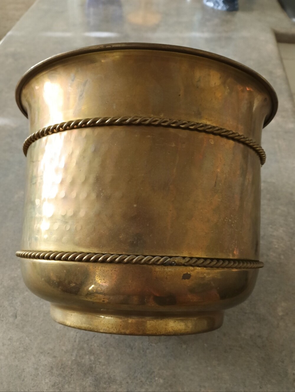 Vintage Large Brass Planter with Bow Detail (8"H X 9 1/2" W) - Picture 4 of 9